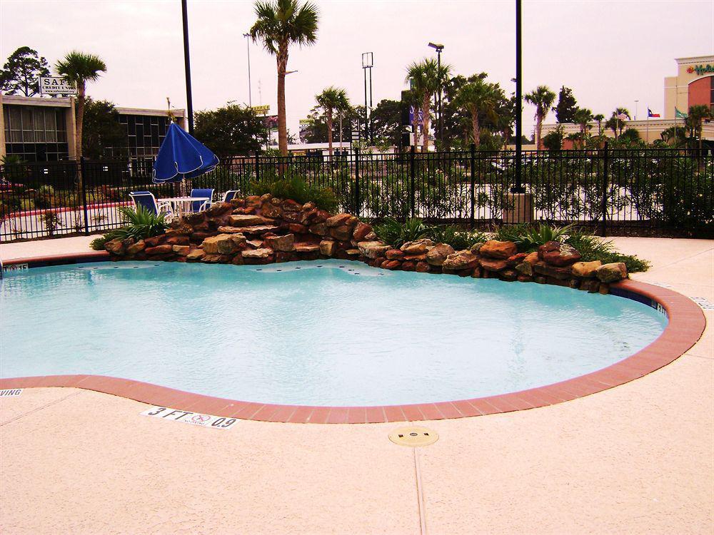 Sonesta Essential Beaumont Hotel Exterior photo